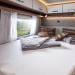 Schlafbereich von einem Wohnmobil